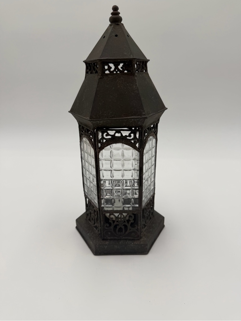 CAMBRIDGE GLASS AND METAL TEA LIGHT LANTERN
